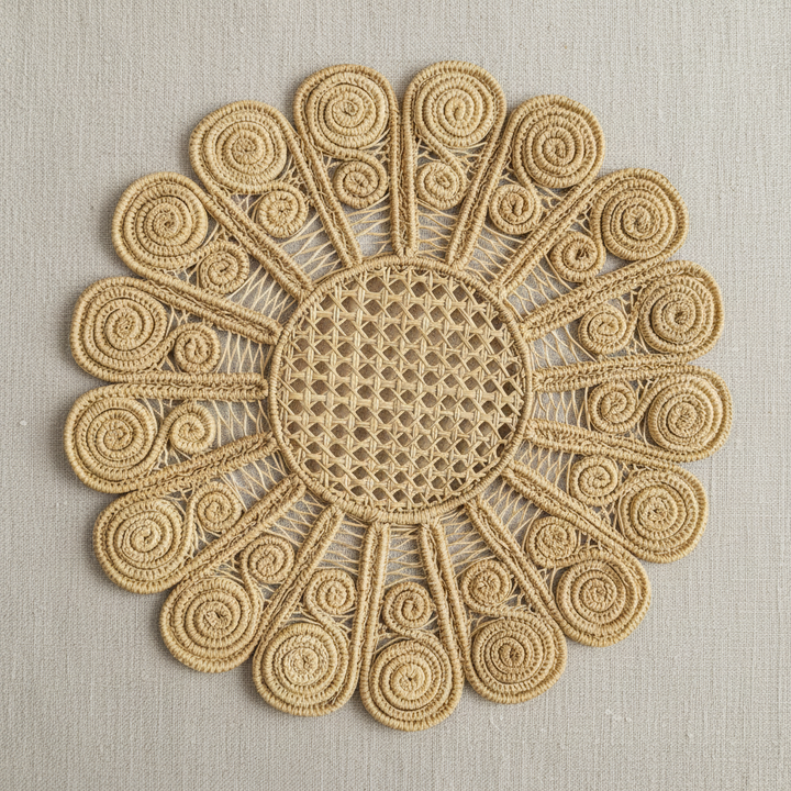 Elegance Handwoven Iraca Placemat