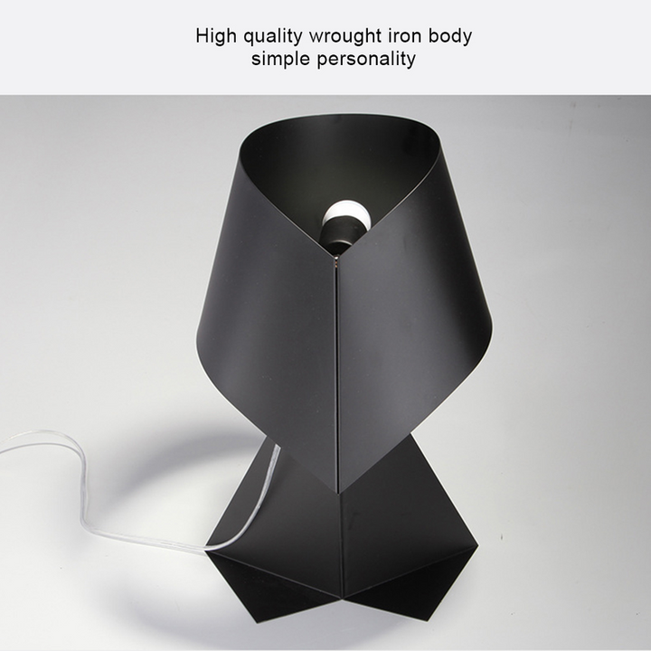 Monochrome Origami Lamp