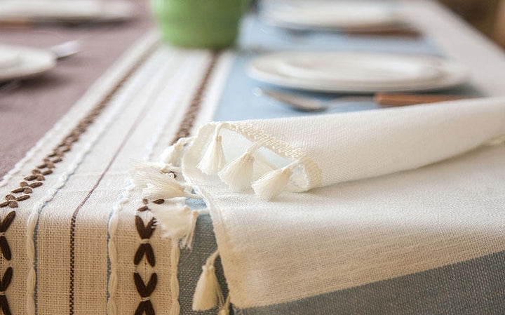 Stylish Linen Table Cloth
