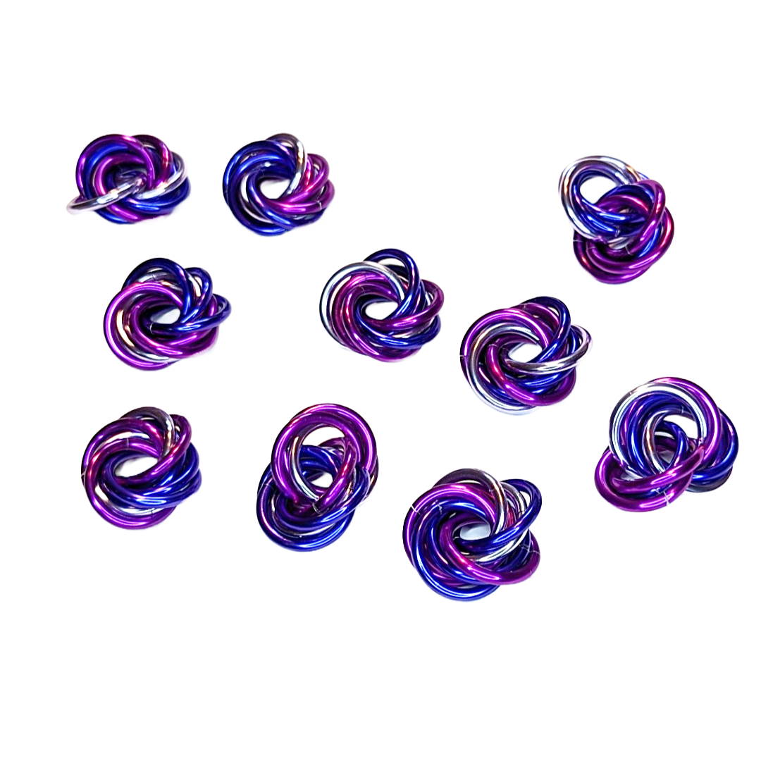 Möbii Fidget Balls multi-pack, eight purple and blue knot toys
