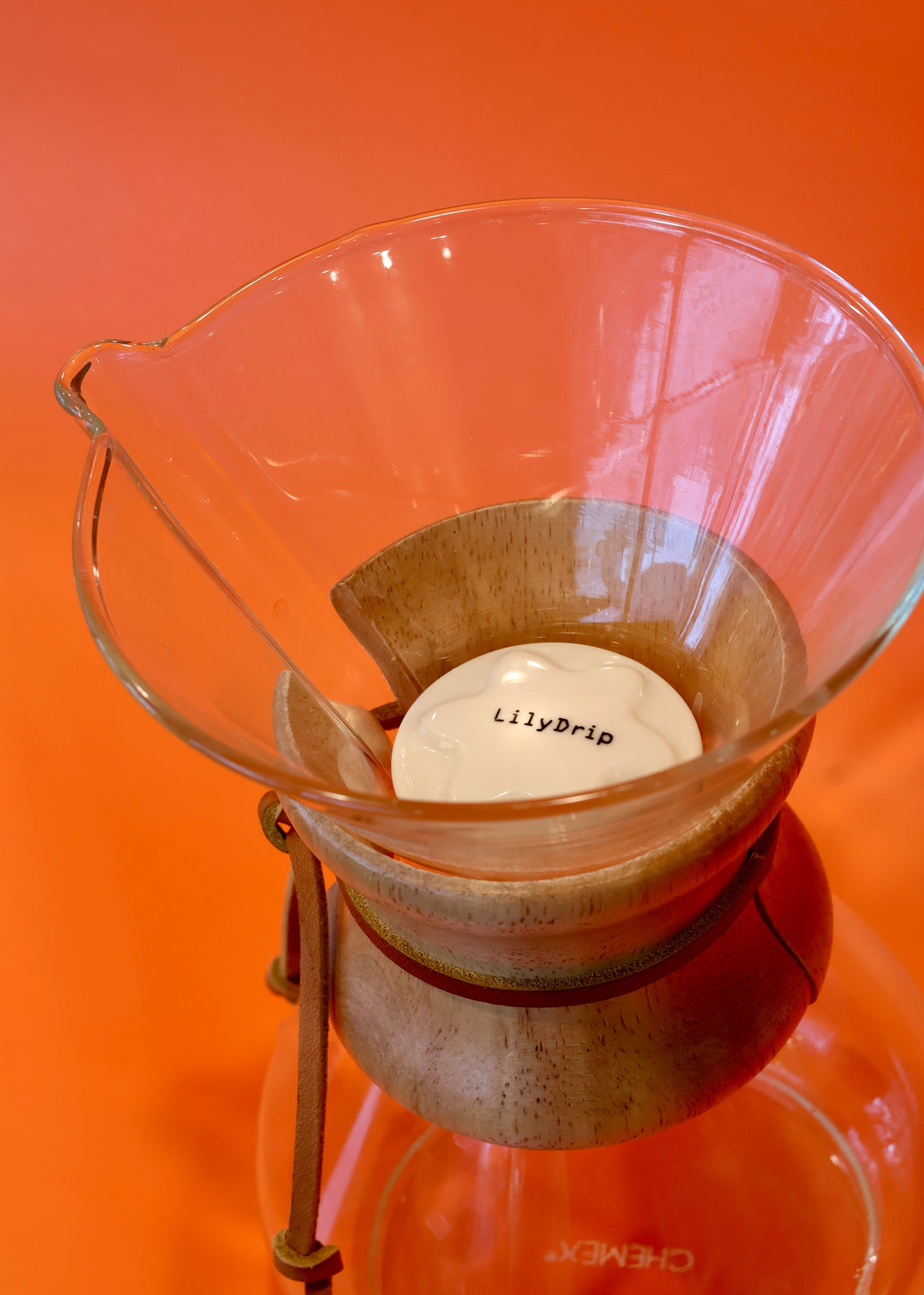 LOTOS‑C Ceramic Basket‑Filter Adapter for Chemex