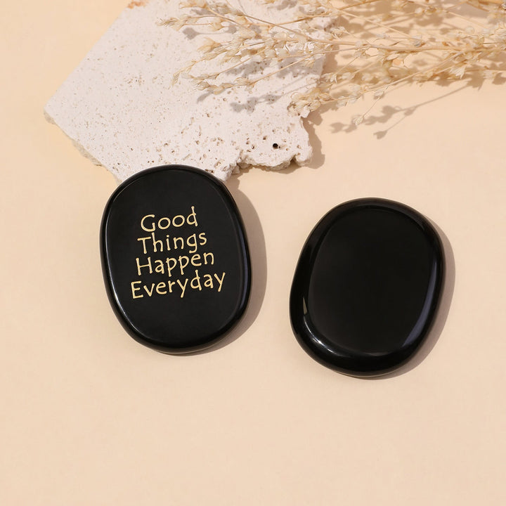 Black oval pocket crystal stone set with “Good Things Happen Everyday”