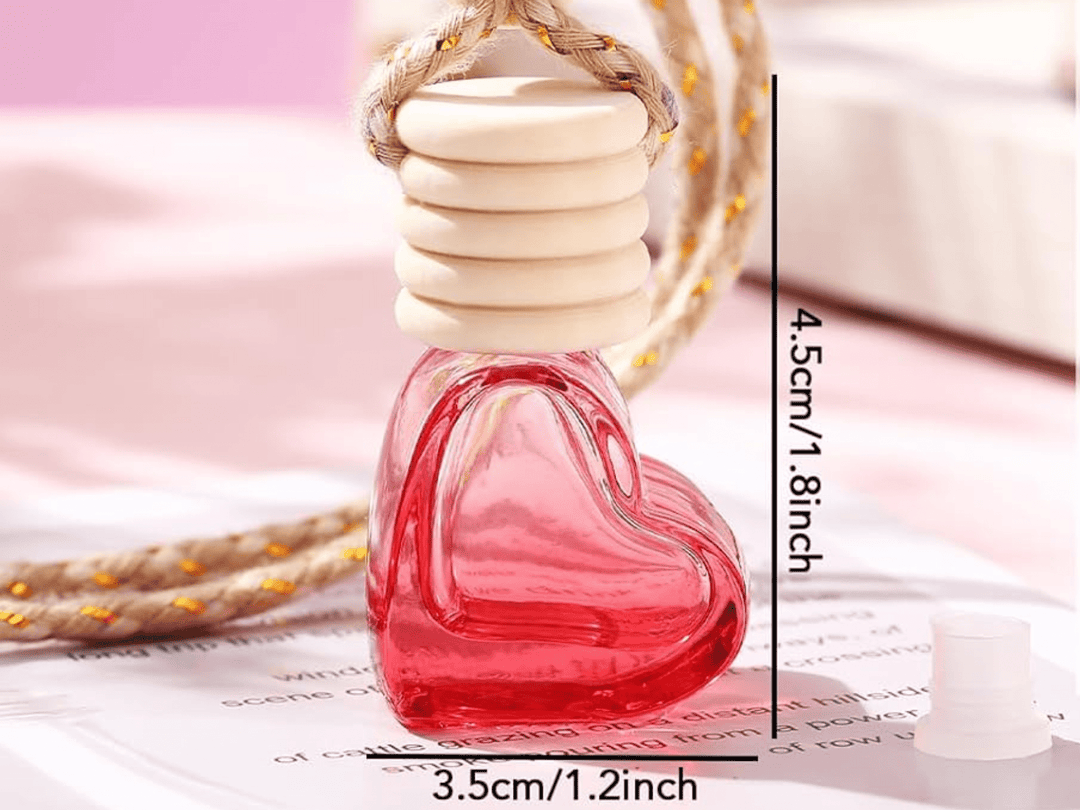 Hanging Car Freshener | Bold Masculine | Wood Amber