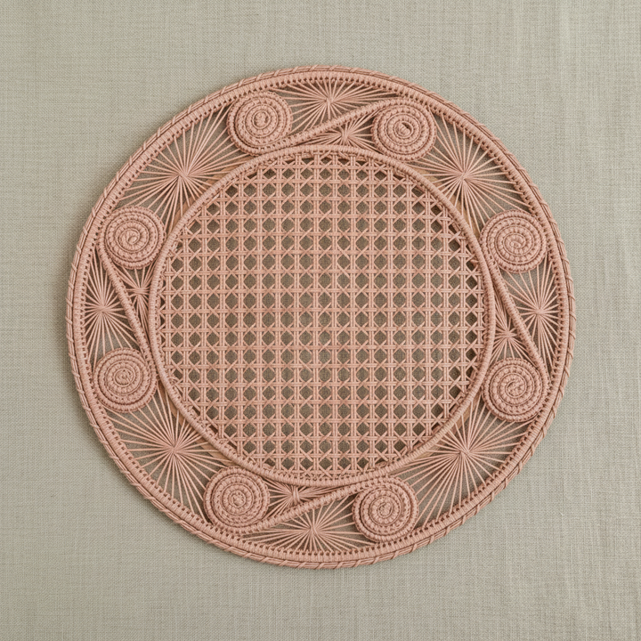 Caracol Handwoven Iraca Placemat