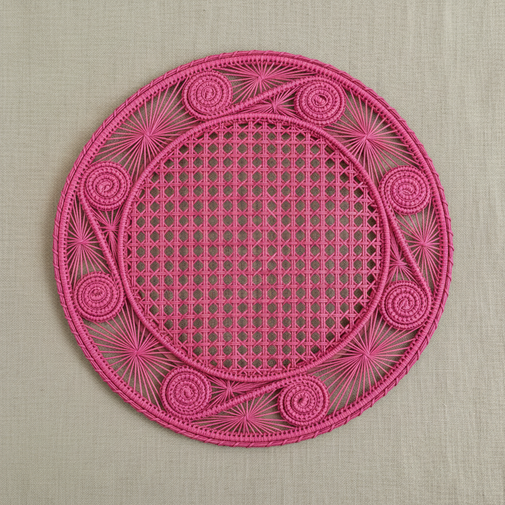 Caracol Handwoven Iraca Placemat
