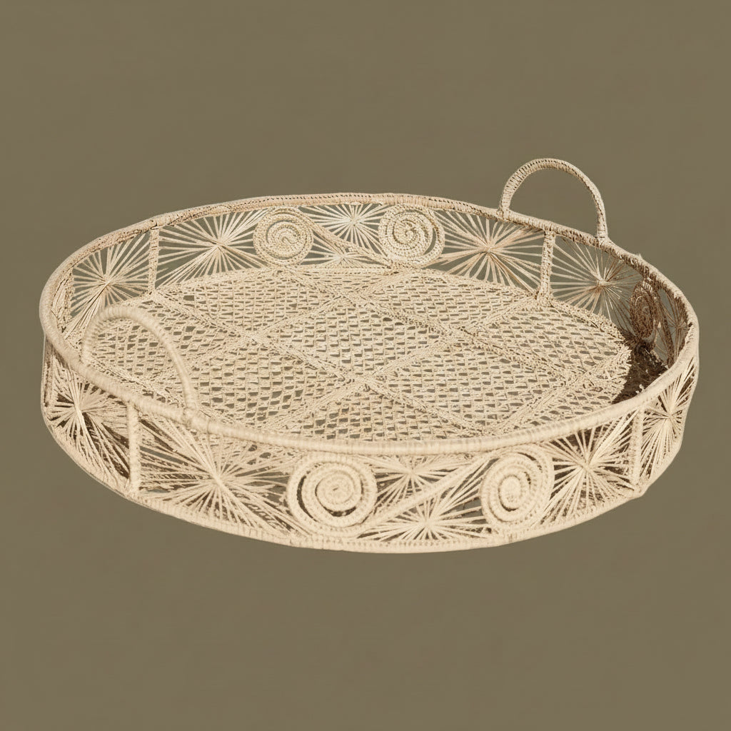 Caracoli Round Handwoven Decorative Iraca Tray