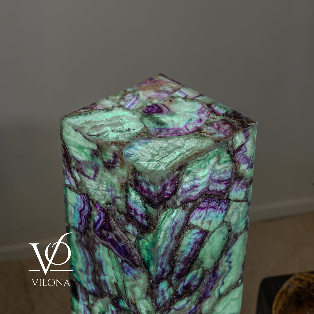 Fluorite-pattern square lamp with teal and purple marbled top