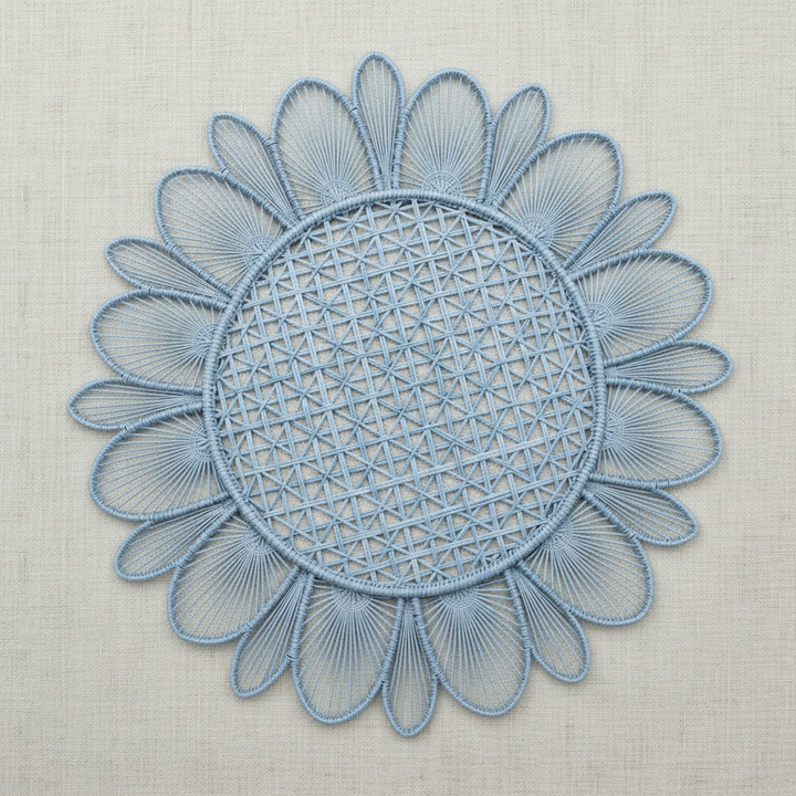 Daisy Handwoven Iraca Placemat