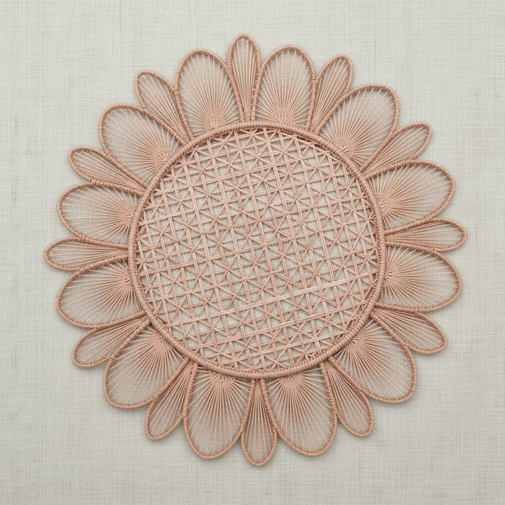 Daisy Handwoven Iraca Placemat