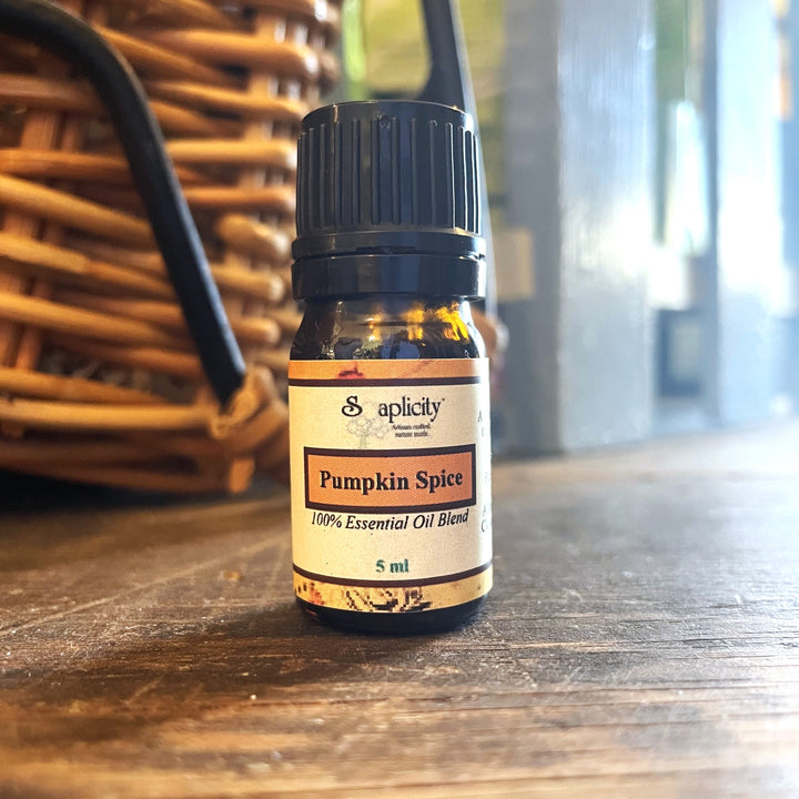 Essential oil blend bottle, amber glass with black cap, Pumpkin Spice 5 ml label