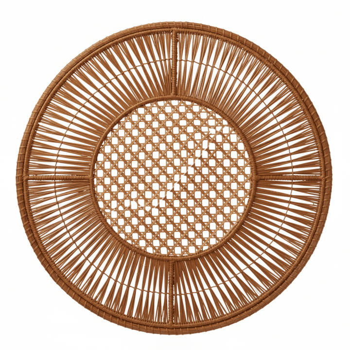 Round handwoven iraca placemat in light purple with open lattice center and border