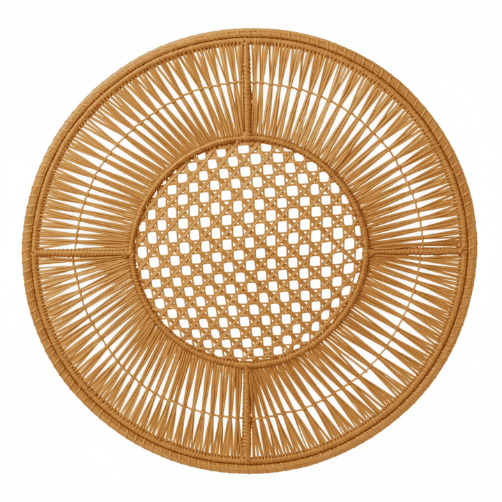 Round handwoven iraca placemat in dark green with concentric woven pattern
