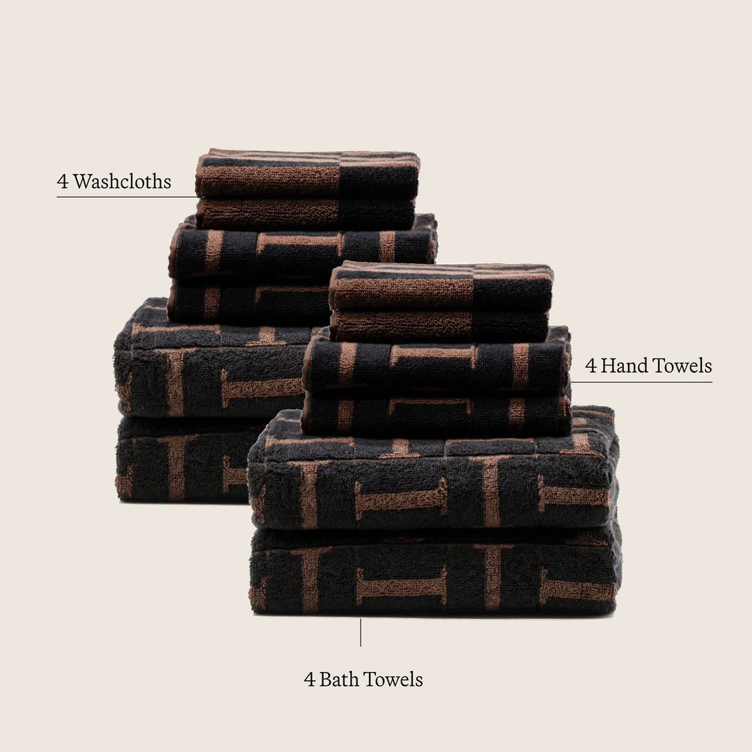 Assorted towel set: washcloths, hand towels, and bath towels, 4 each.