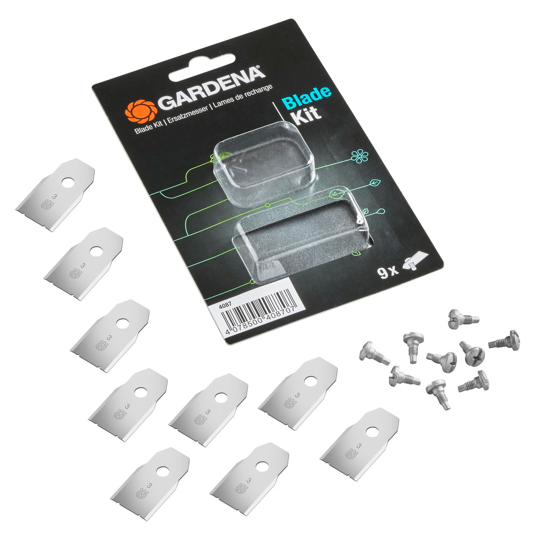 Gardena Blade Kit blister pack with 9 replacement blades and screws