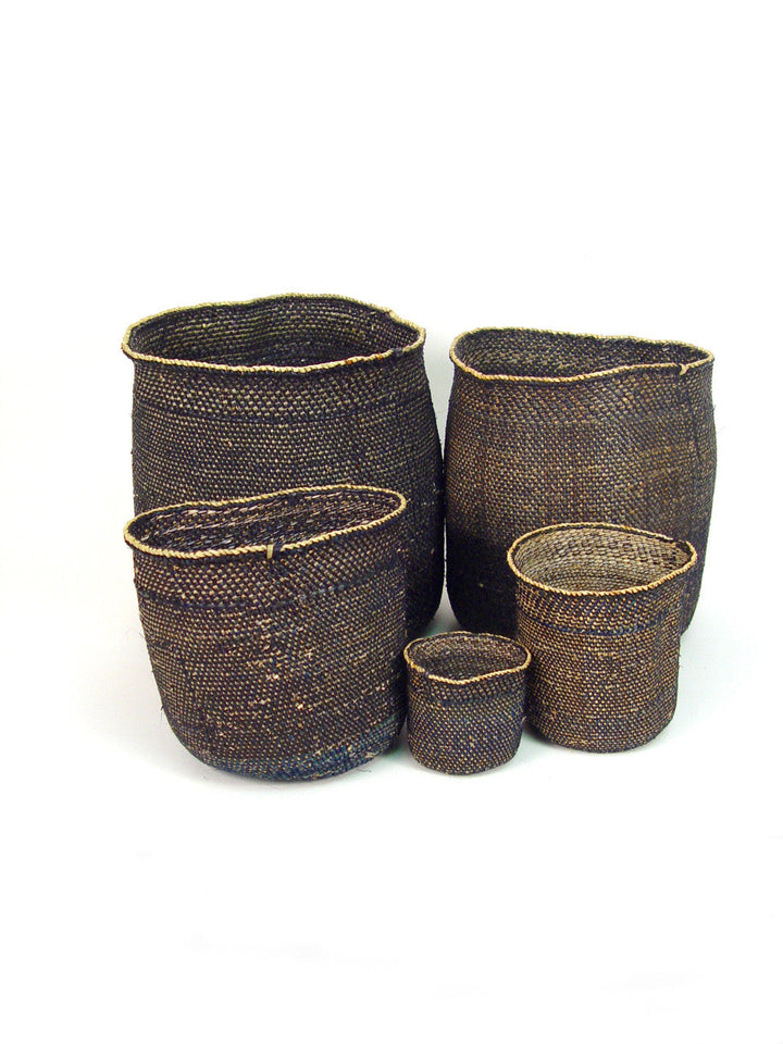Set of dark woven Iringa baskets with open tops in mixed sizes