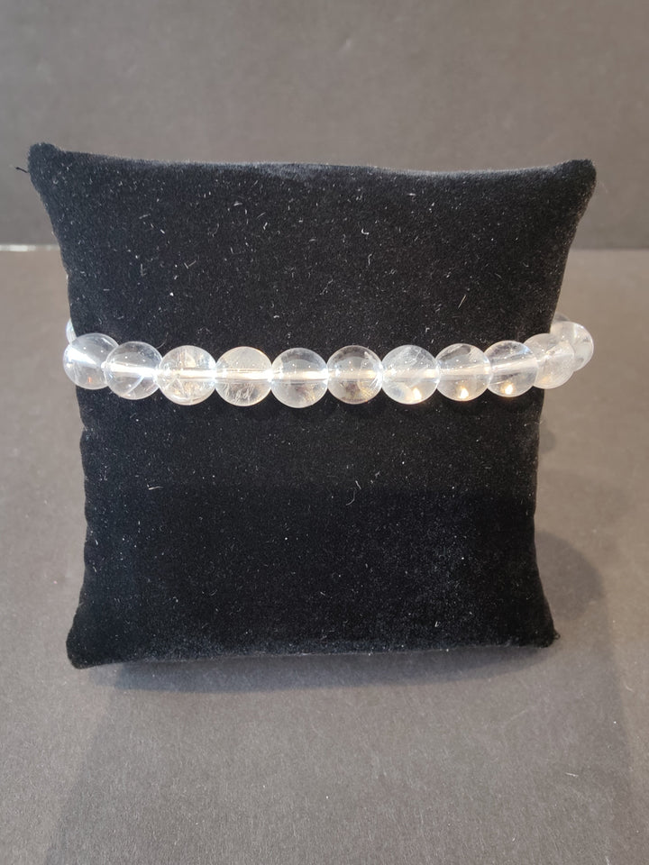 8mm beaded bracelet with clear round quartz-like beads