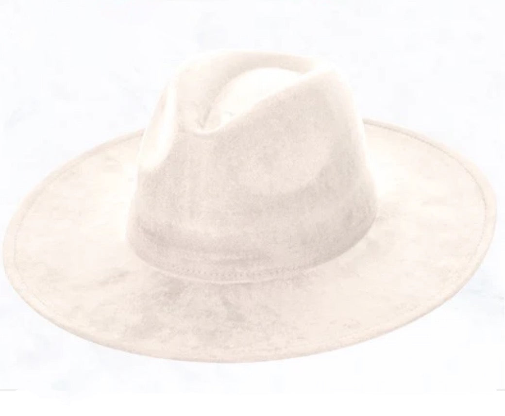 Wide-brim off-white hat with tall teardrop crown and flat brim