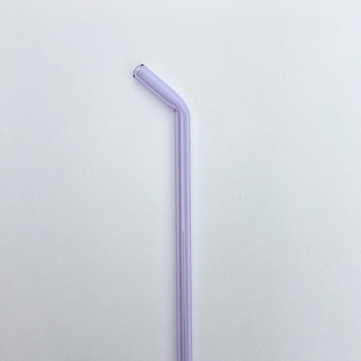 8-inch bent straw with pale lavender tube and angled drinking end