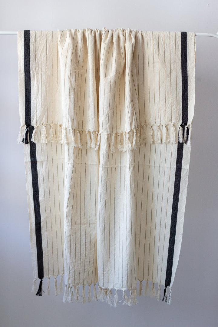 Drama Cotton Linen Towels