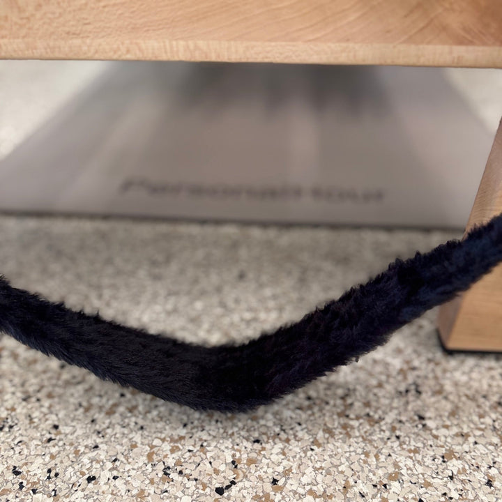 Fluffy foot strap for reformer box, dark navy faux-fur loop