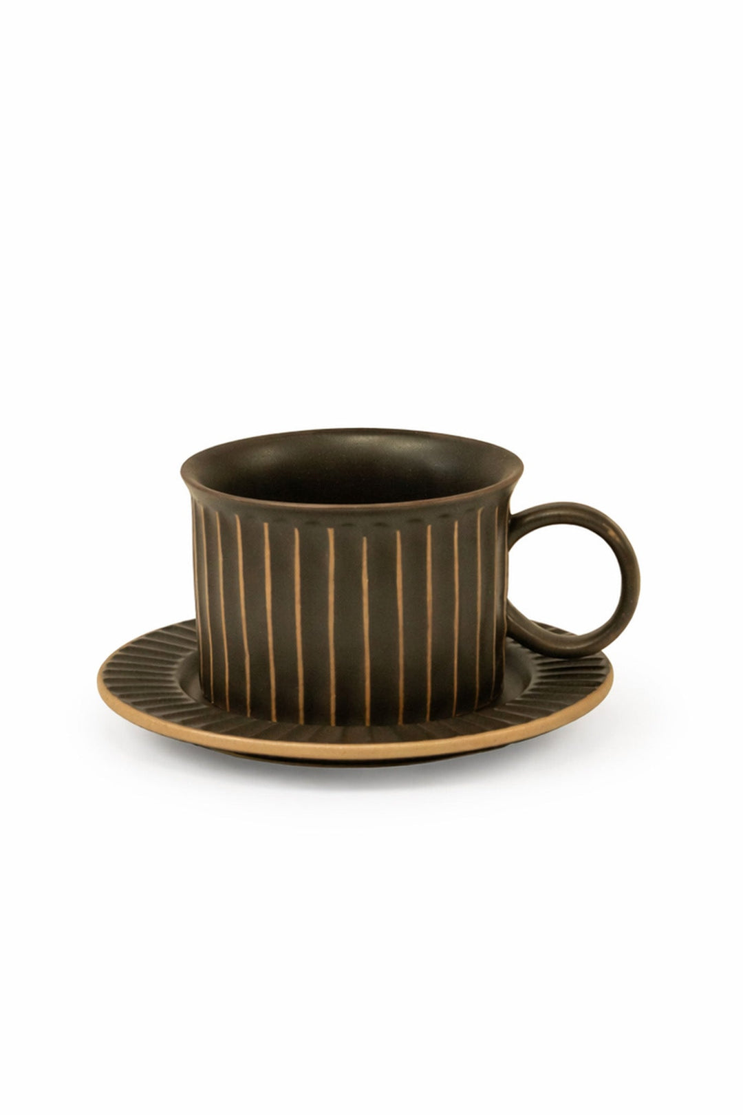 Ribbed dark mug with matching saucer, arched handle and vertical ridges