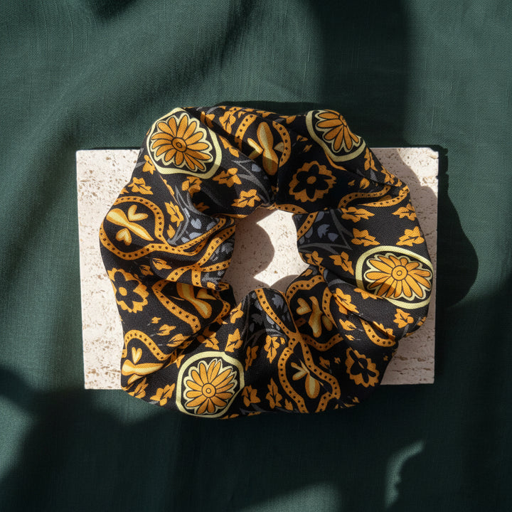 Mediterranean Scrunchie