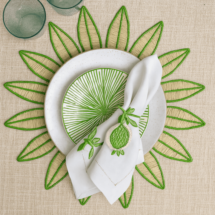 Leaf Bloom Handwoven Iraca Placemat — Placemats, [material], MacondoForever