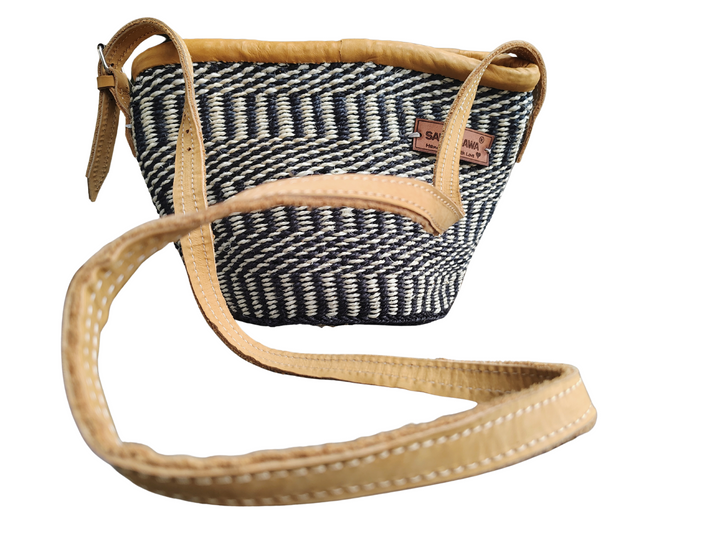 Small Balance Handcrafted Sisal Straw Crossbody Bag