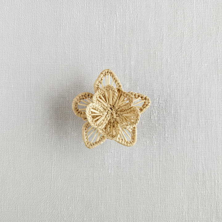 Star Flower Handwoven Iraca Napkin Ring