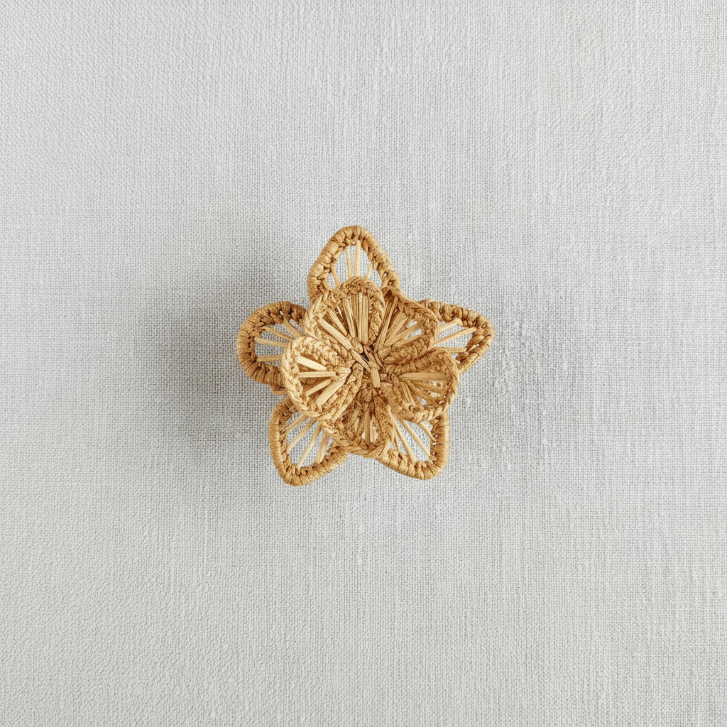 Star Flower Handwoven Iraca Napkin Ring