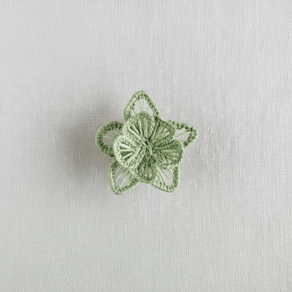 Star Flower Handwoven Iraca Napkin Ring