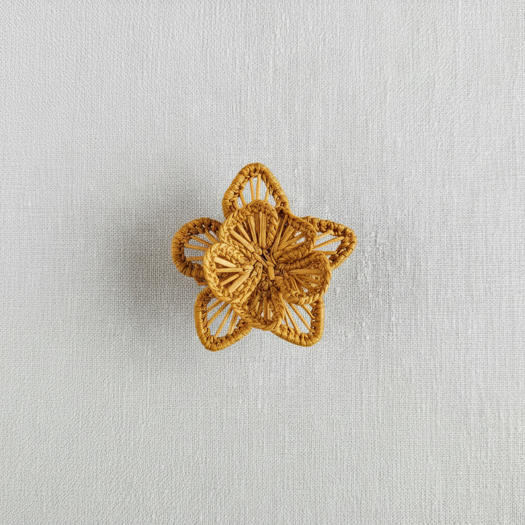 Star Flower Handwoven Iraca Napkin Ring