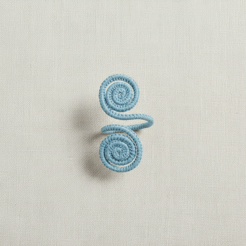 Caracoli Handwoven Iraca Napkin Ring