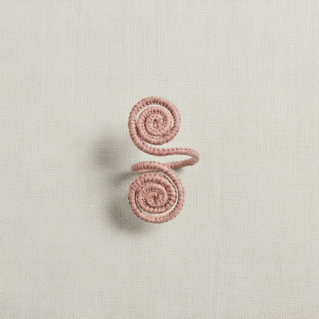 Caracoli Handwoven Iraca Napkin Ring