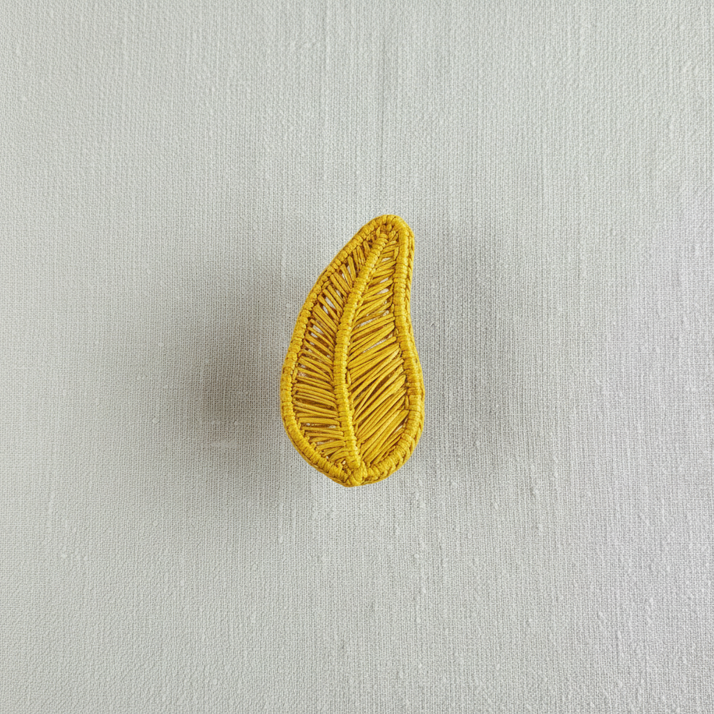 Leaf Handwoven Iraca Napkin Ring
