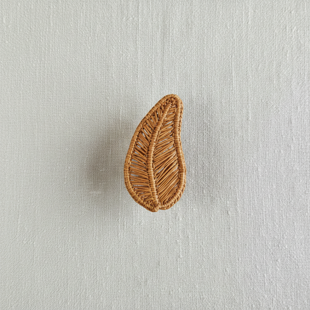 Leaf Handwoven Iraca Napkin Ring