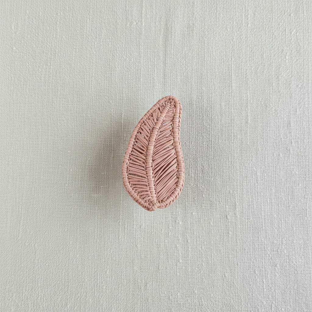 Leaf Handwoven Iraca Napkin Ring