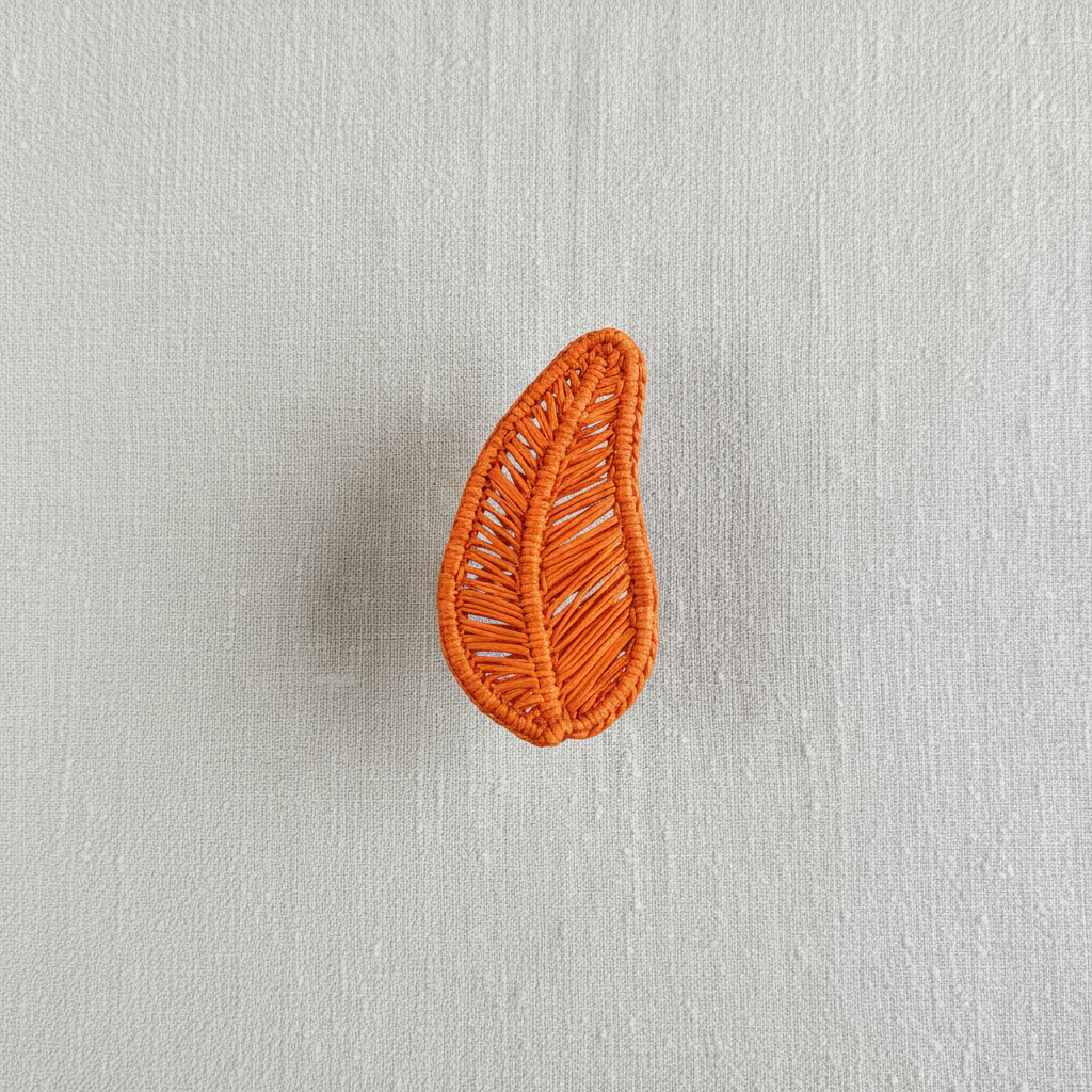 Leaf Handwoven Iraca Napkin Ring