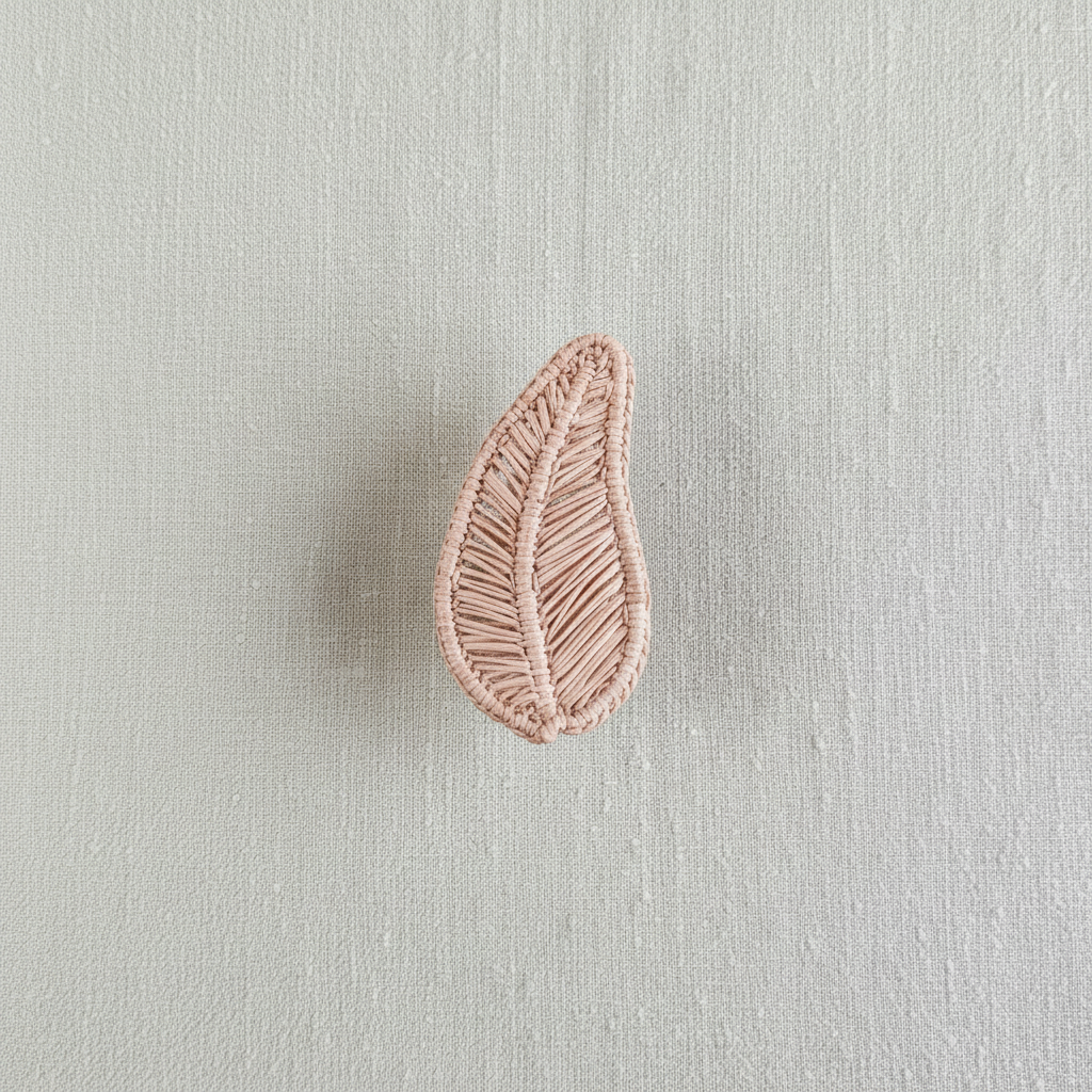 Leaf Handwoven Iraca Napkin Ring