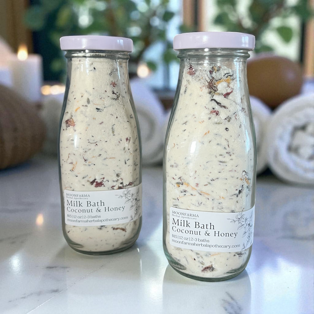 Coconut and honey milk bath glass bottle jars with speckled bath mix, white cap