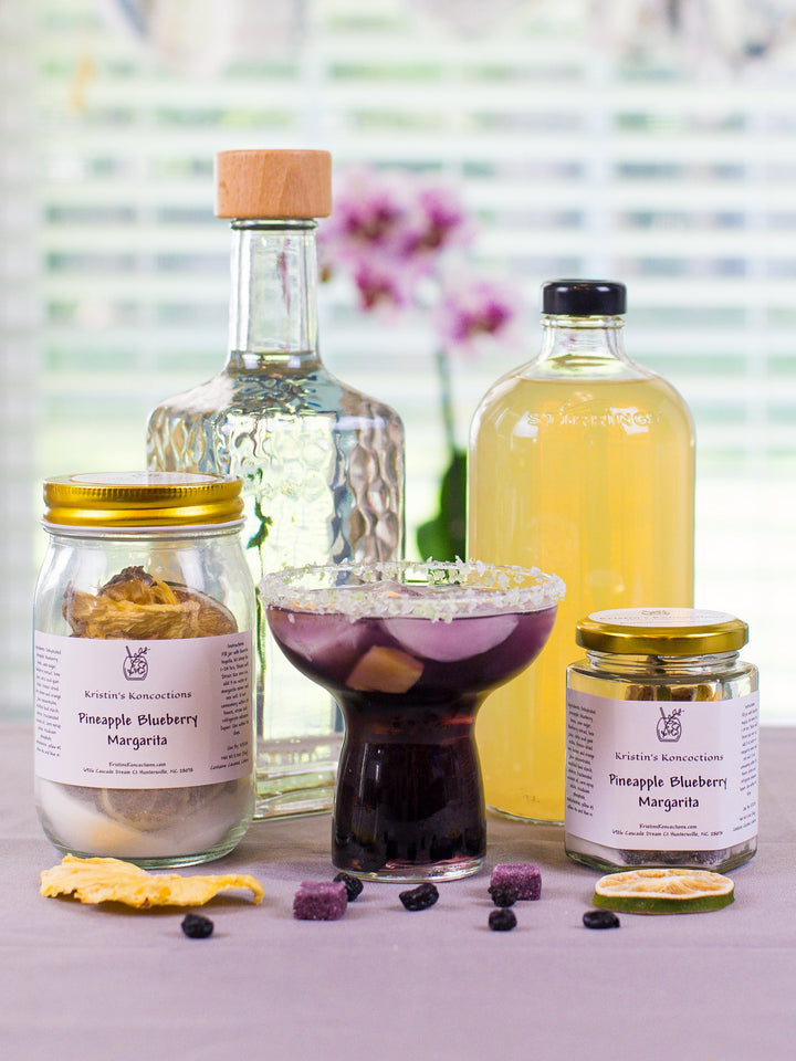 Christmas Cocktail Gift – Handcrafted Festive Holiday Cocktail Kit