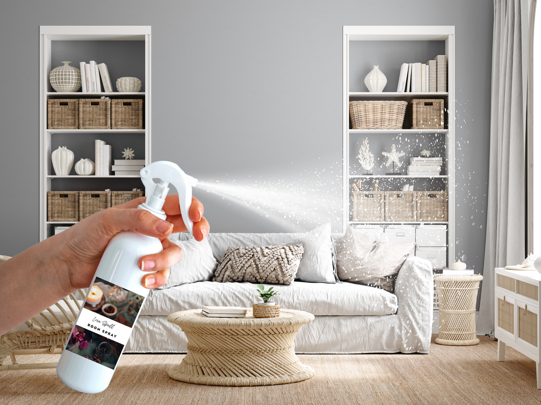 Room and linen spray bottle with trigger nozzle, releasing fine mist