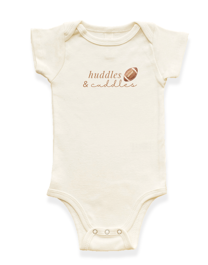 Organic baby bodysuit in off-white with short sleeves and snap-button closure