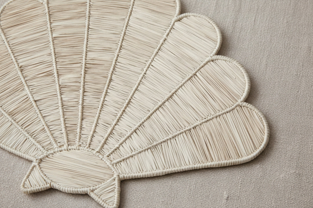 Shell Handwoven Iraca Placemat