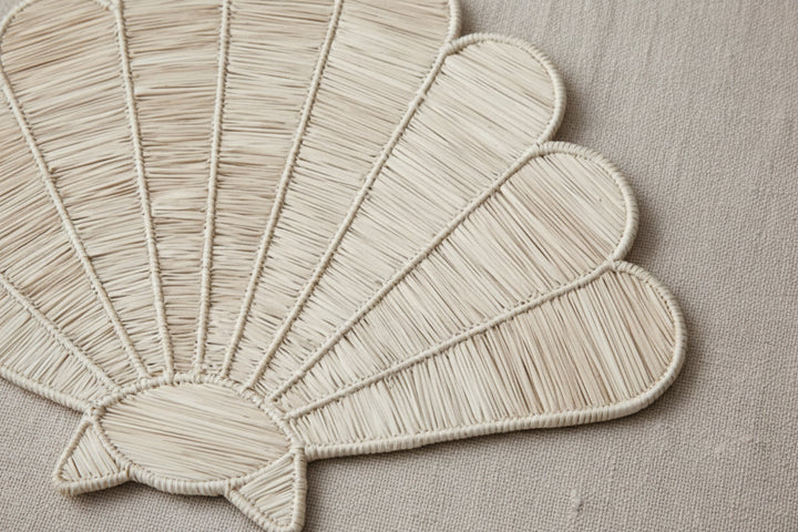 Shell Handwoven Iraca Placemat