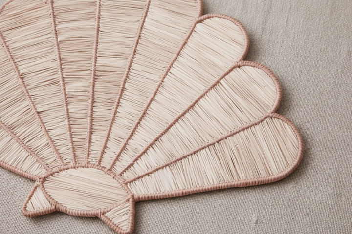 Shell Handwoven Iraca Placemat