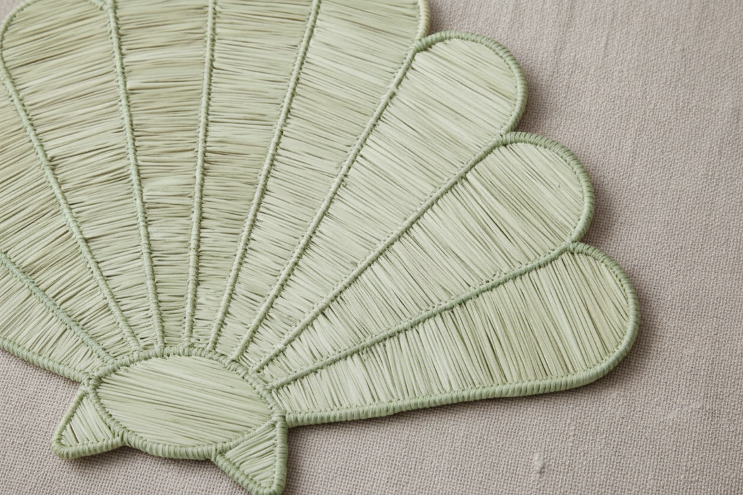 Shell Handwoven Iraca Placemat