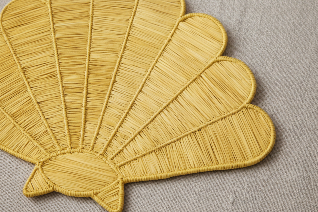 Shell Handwoven Iraca Placemat