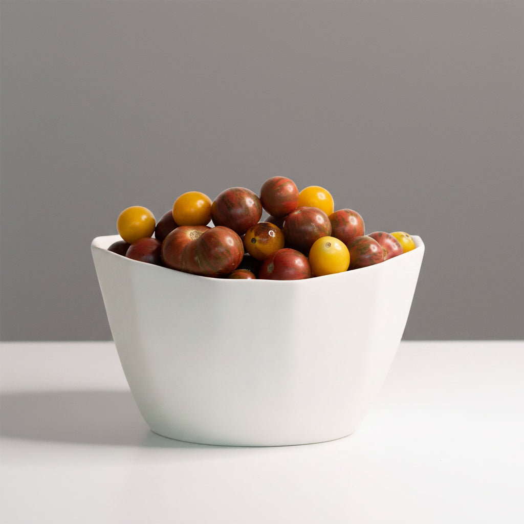 Medium Porcelain Nesting Bowl