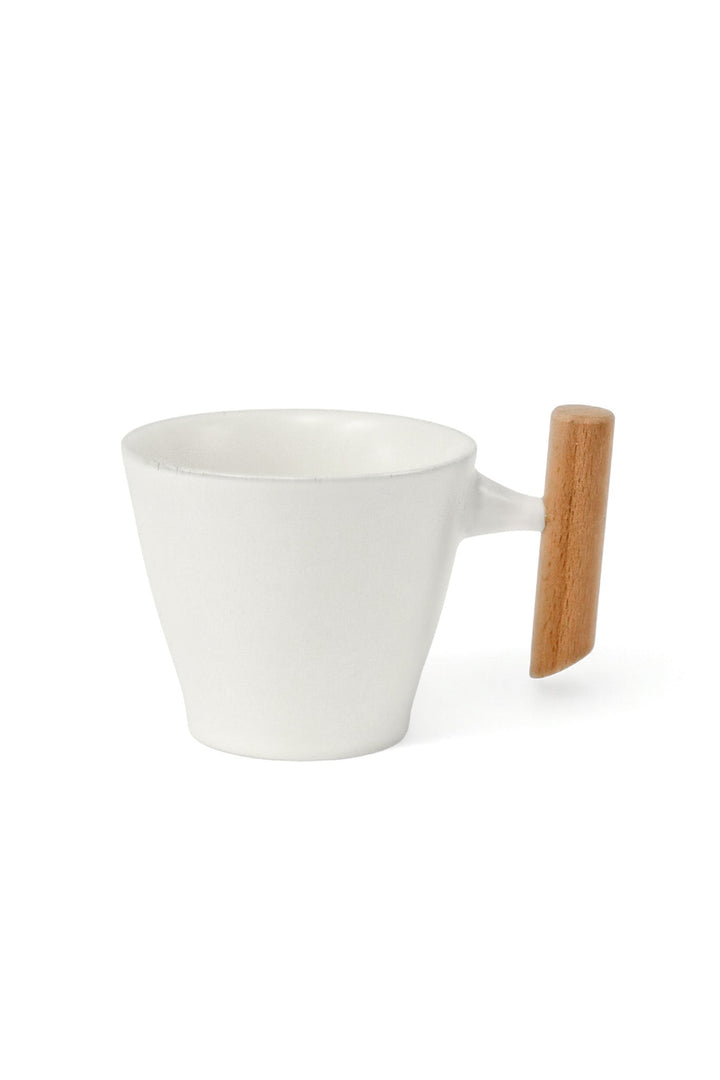 White ceramic mug with wide opening and wooden handle